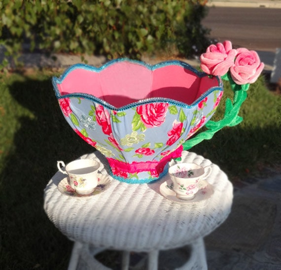 mad hatter tea cup set