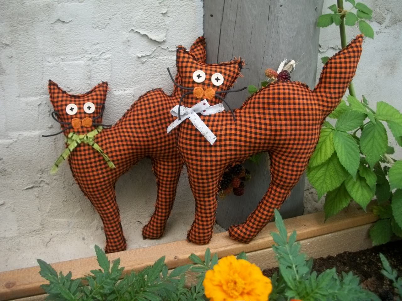 plush halloween cat