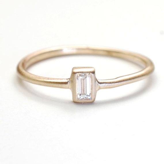 Diamond engagement rings baguettes