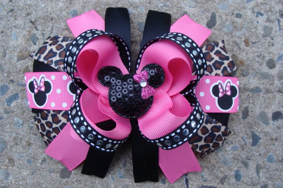 Items similar to Minnie Mouse Hair Bow-Large Hair bow ...
