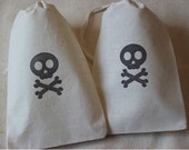 12 Muslin Favor Gift Bags - Halloween Skull and Crossbones - 4x6 Organic Cotton Treat bags Il_170x135