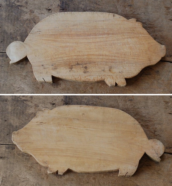 Primitive Wood Pig Cutting Board