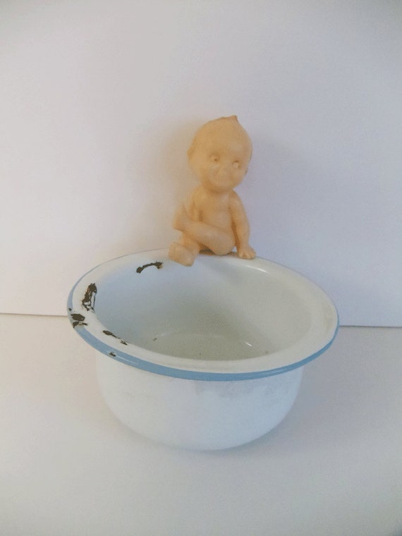 Child's Enamelware Chamber Pot Pee Pot by UrbanRenewalDesigns