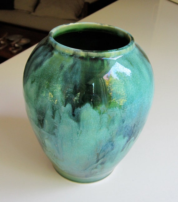 Brush McCoy Green Onyx Arts and Crafts Vase by kitchensinkantiques