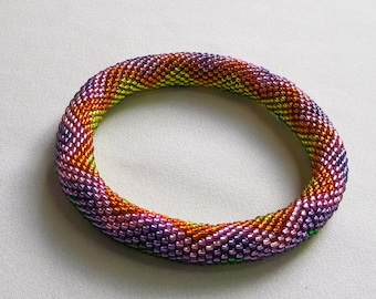 Bead Crochet Pattern: Rainbow ZigZag Bead Crochet Bangle Pattern