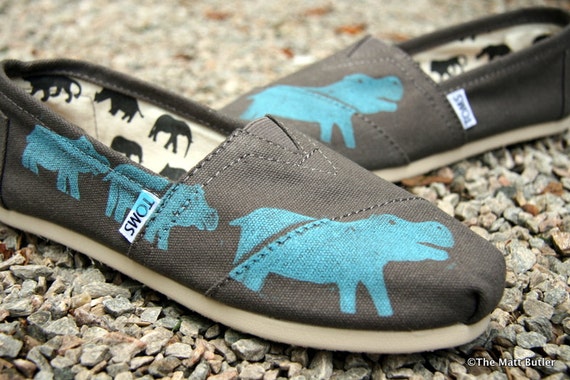 Hippo TOMS shoes