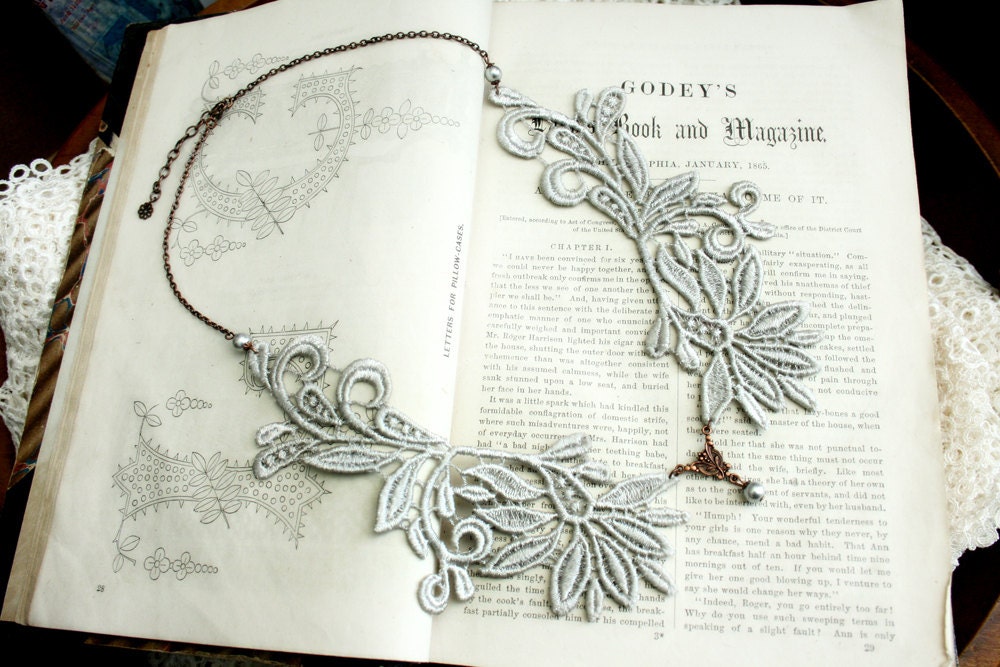 gray lace peter pan collar necklace ANGELA pale by tinaevarenee