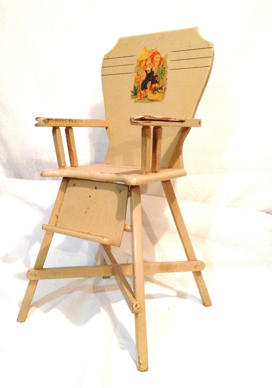 Wood Vintage Antique Baby High Chair Creamy Color Pallete