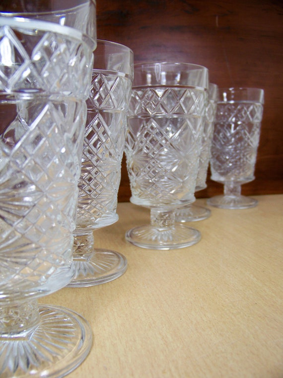 Vintage Big Top Footed Peanut Butter Glasses Gothic Atlas