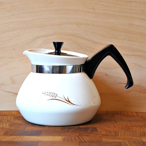 1970s Corning Wheat 3 Cup Teapot Coffee Pot