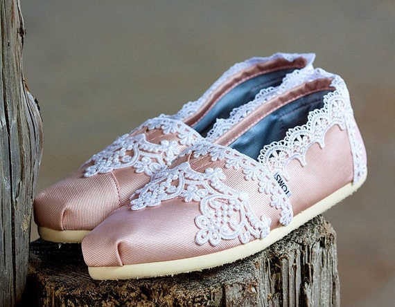 toms wedding collection