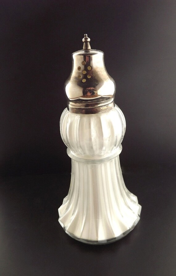 Vintage Dusting Powder Decanter Lady Primrose Tryst Dusting