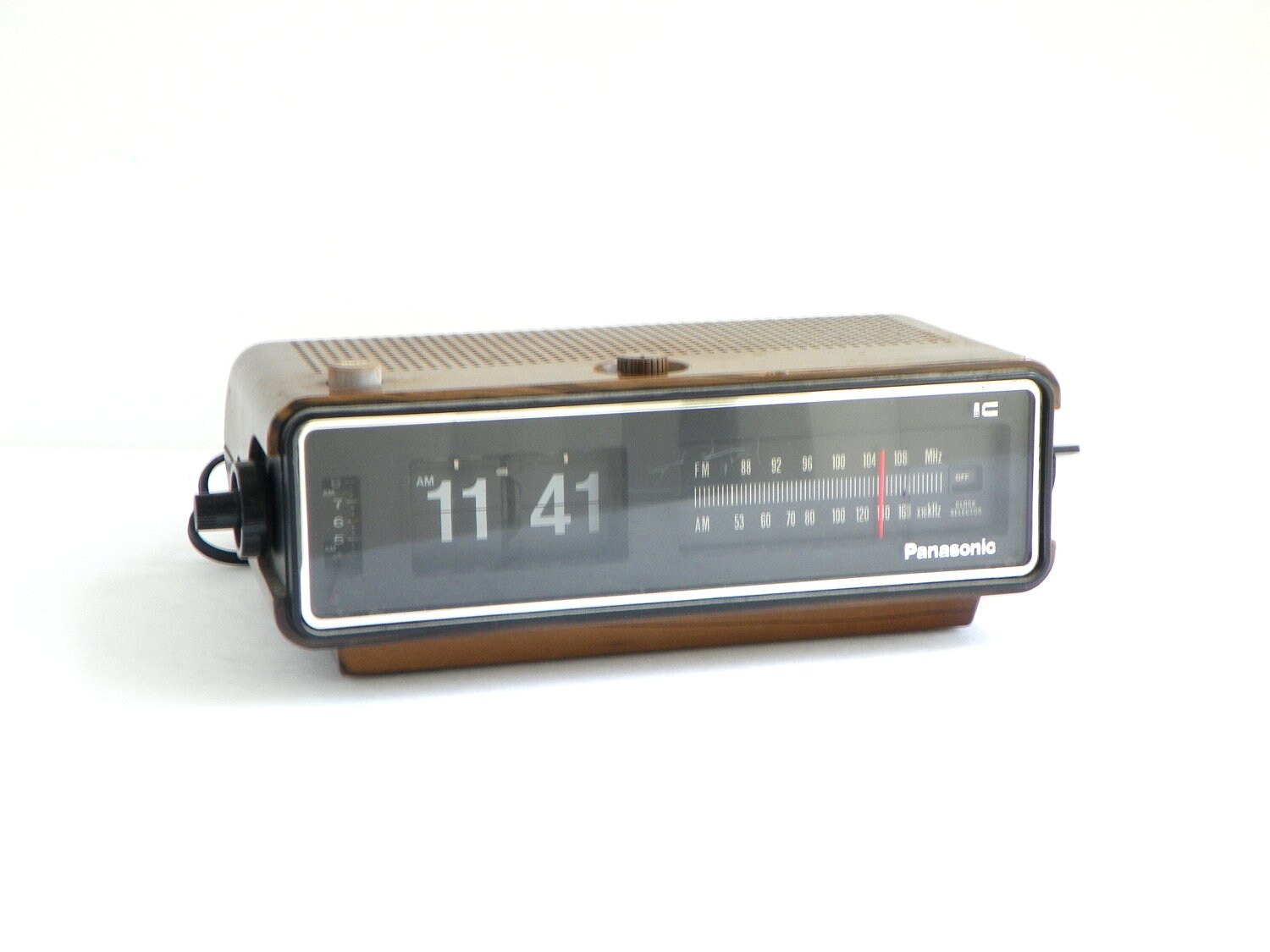 Panasonic Flip Clock with Radio/Alarm by cheerfulowl on Etsy
