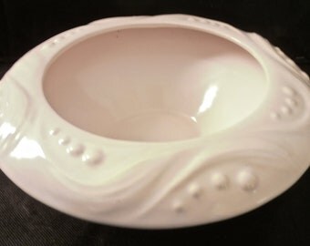 Vernon Kilns Bowl California Pottery White Bowl Number 132