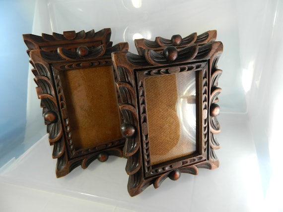 Carved Wood picture frames Vintage Wooden by 3sisterstreasures