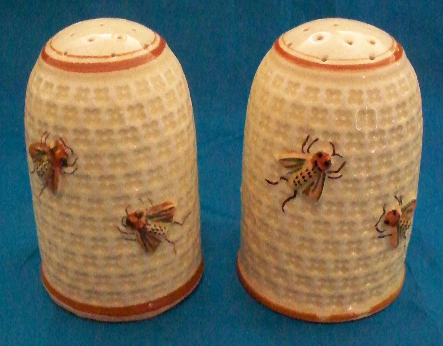 Antique Beehive Salt and Pepper Shakers Made in Japan Bees and