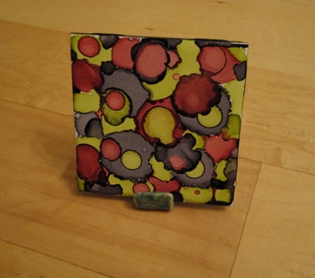 iPhone display stand dock and easel pottery milky way curl