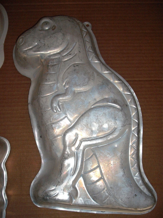 wilton t rex cake pan wilton t rex cake pan