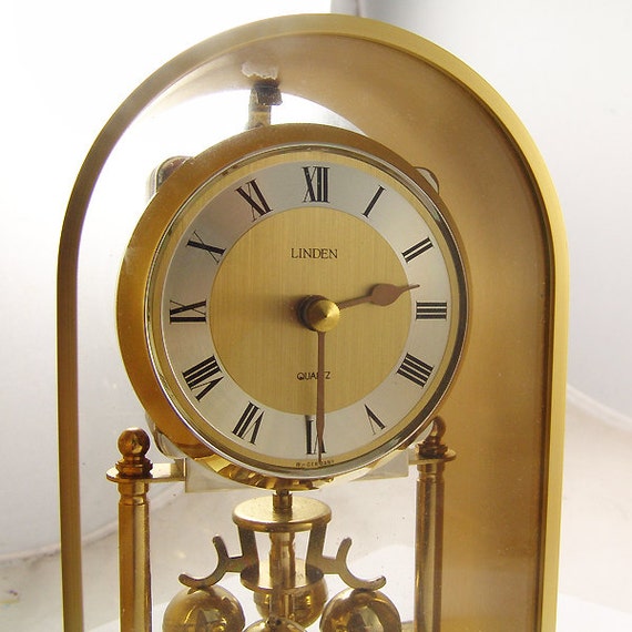 Linden Quartz Clock Runs Brass Vintage by arcadecache on Etsy