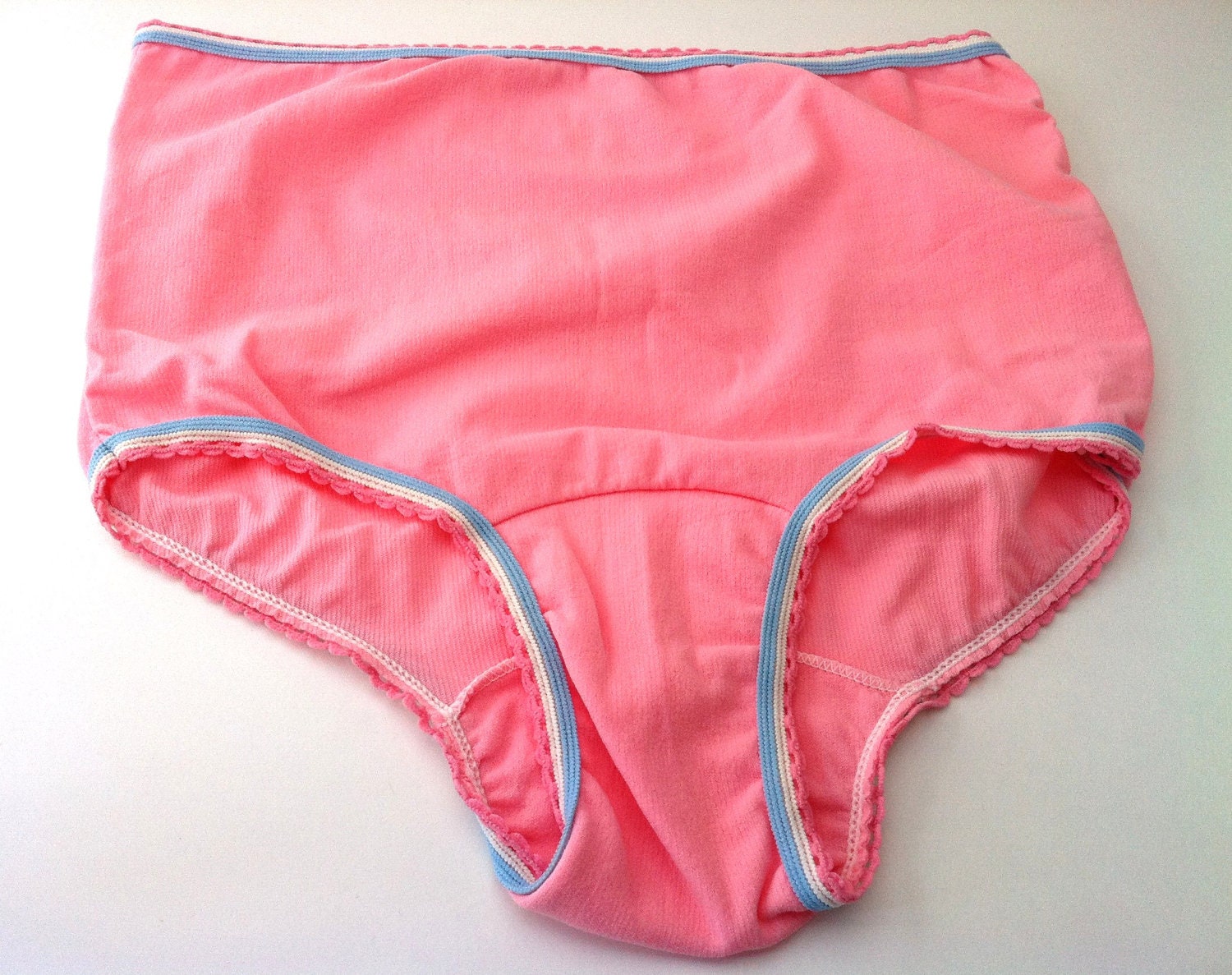 Women's Vintage Panties Pink Nylon Underwear Stretchy