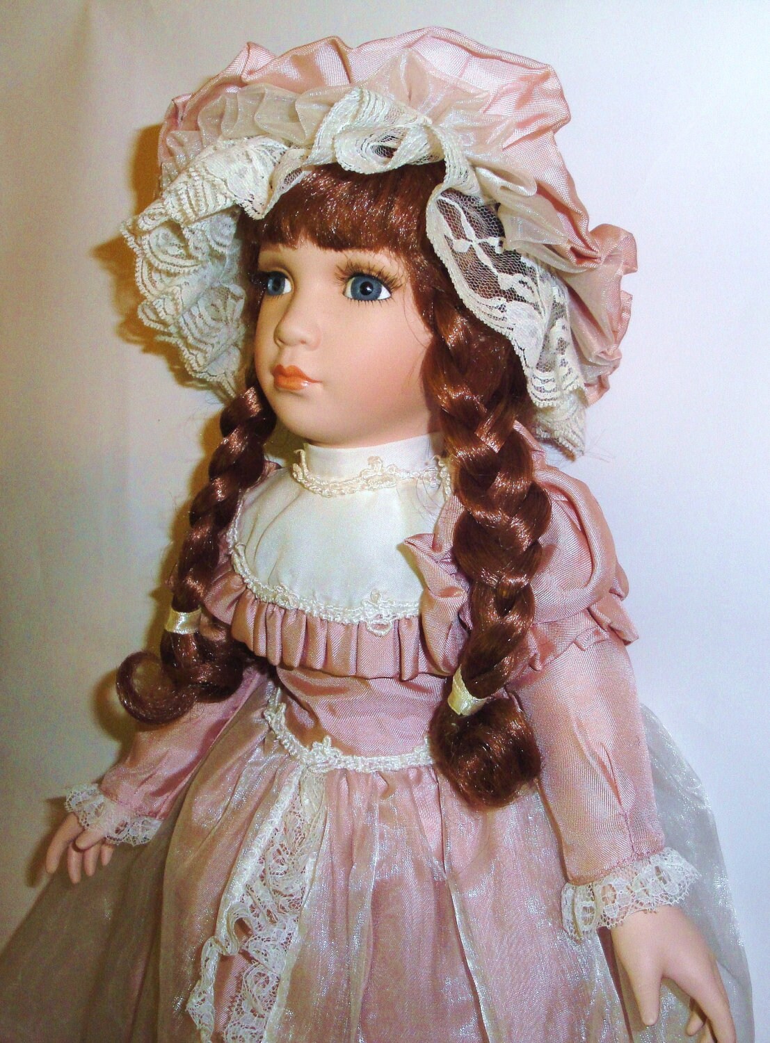 Vintage Porcelain Doll 18 William Tung Tuss Inc