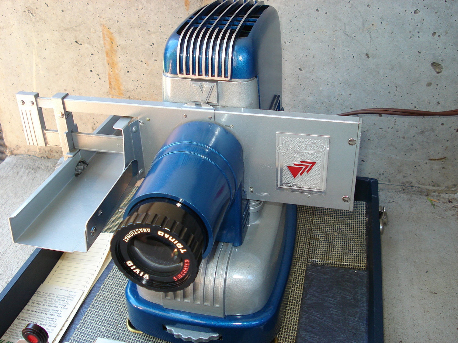 Vintage TDC Vivid Mainliner 300 Slide Projector