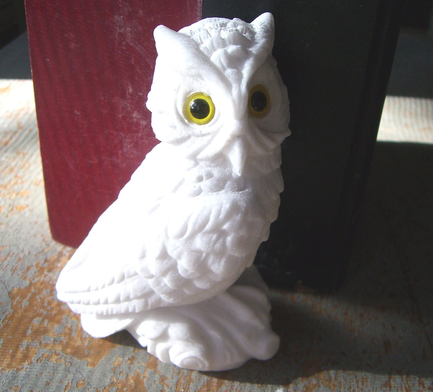 Vintage White Owls Alabaster Owl Figurines Book by TheBackShak