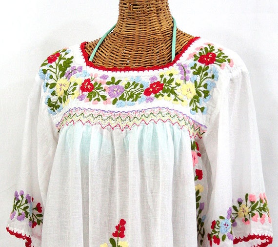 Mexican Peasant Blouse Top Hand Embroidered: La