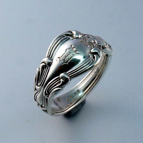 ... SILVER SPOON ring. monogram m. antique eyrie. spoon jewelry. size 10