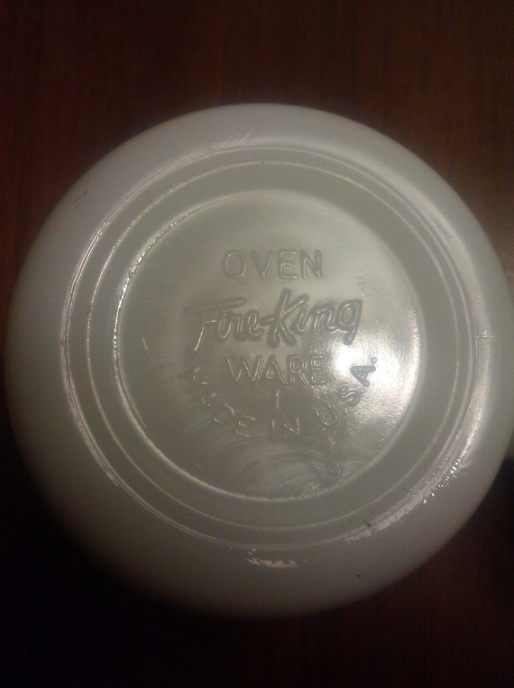 Vintage 1950s Fire King Sheaves Of Wheat Pattern Snack Set