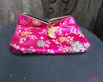 Cute Vtg Silk Oriental Frog Snap Jewelry Bag