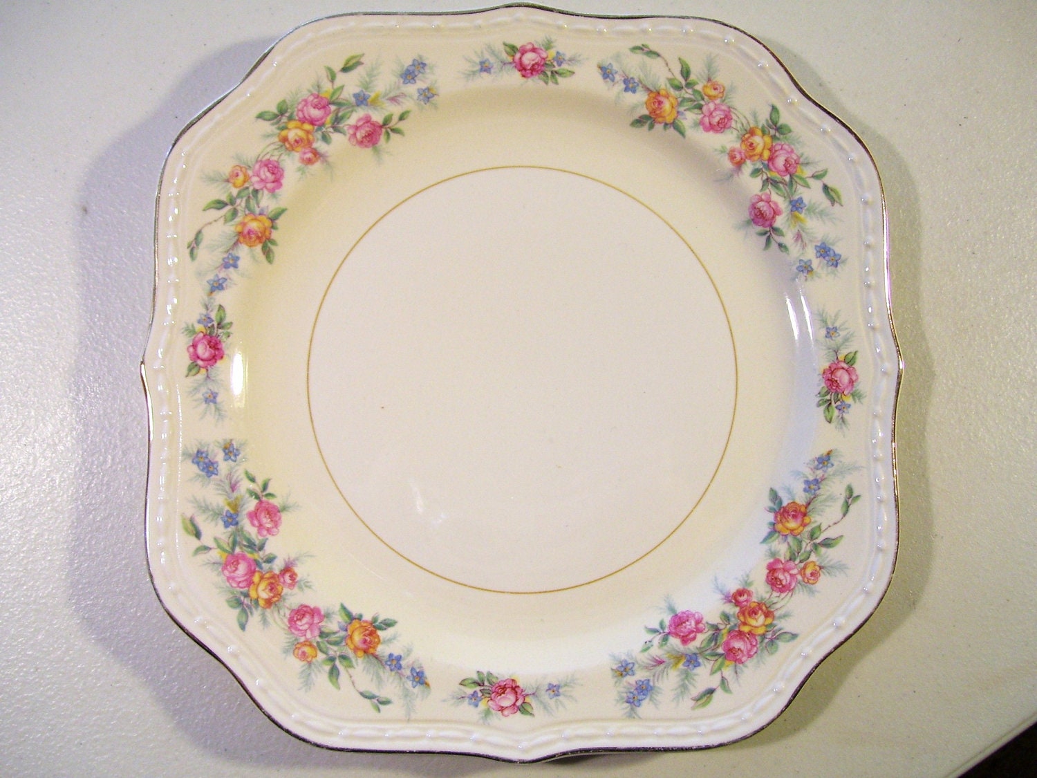 1940 Homer Laughlin China Eggshell Georgian 8 Salad Or