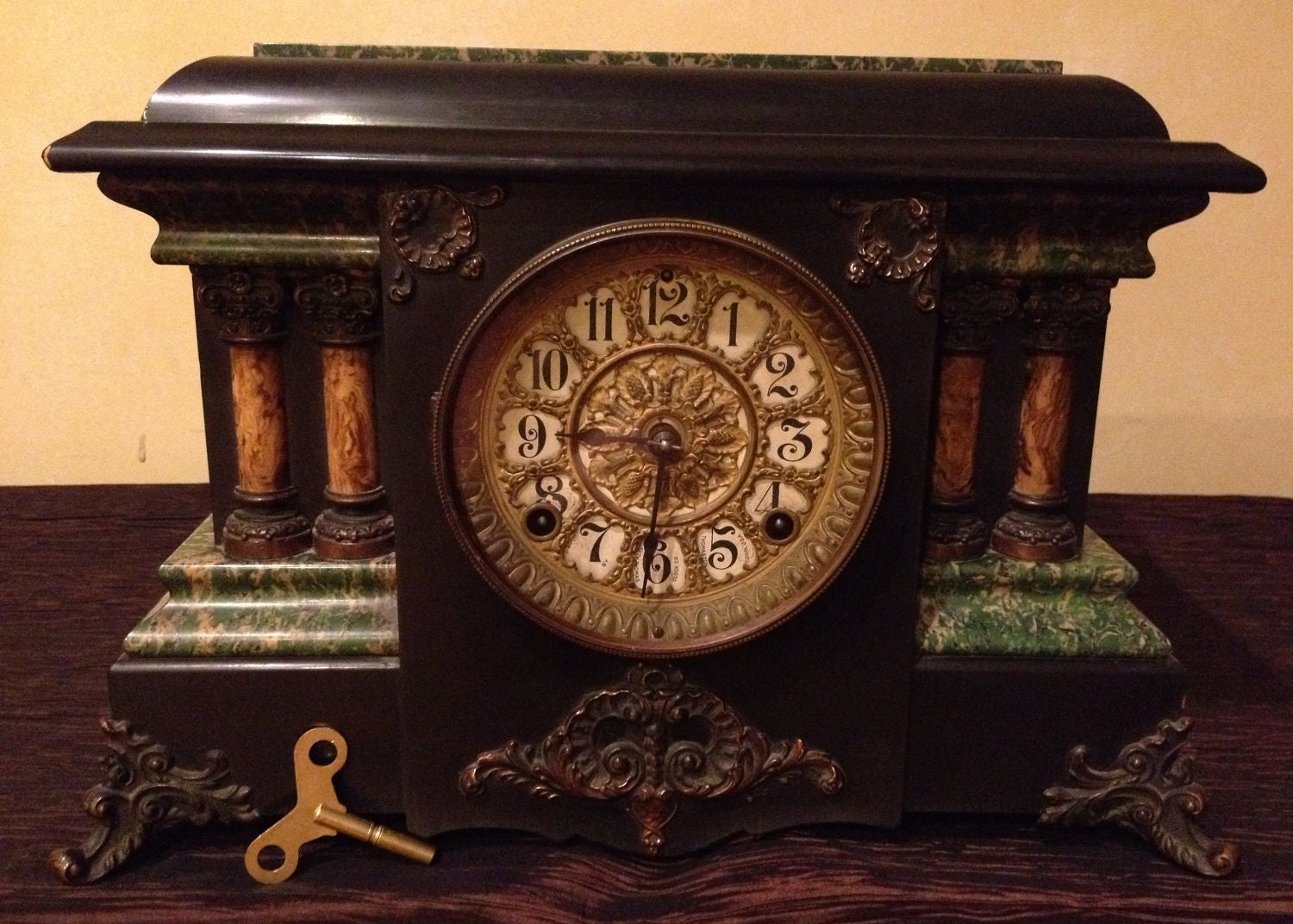 Antique Seth Thomas Mantel Clock c1800's