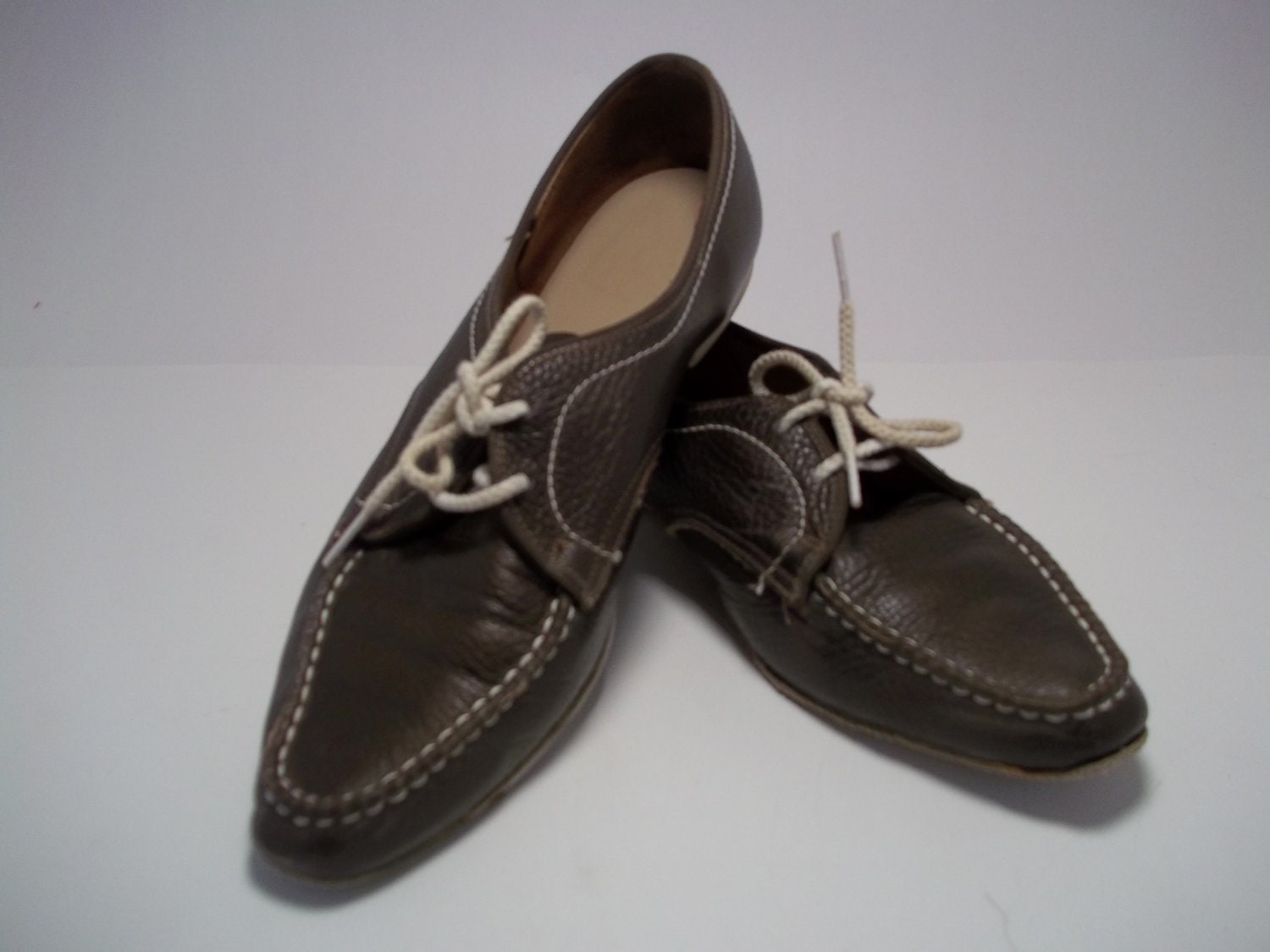 Vintage Womans Brunswick Bowling Shoes Chocolate Brown