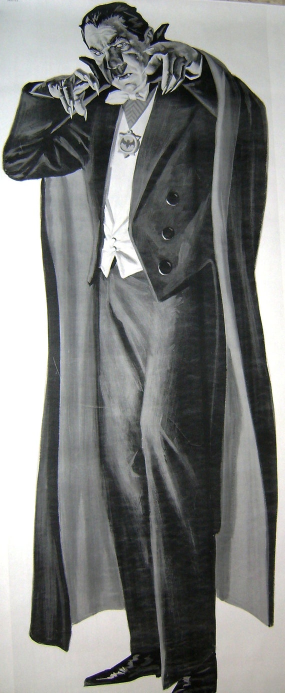 Halloween Decoration DRACULA 6 Feet tall with Glow in the dark eye.
