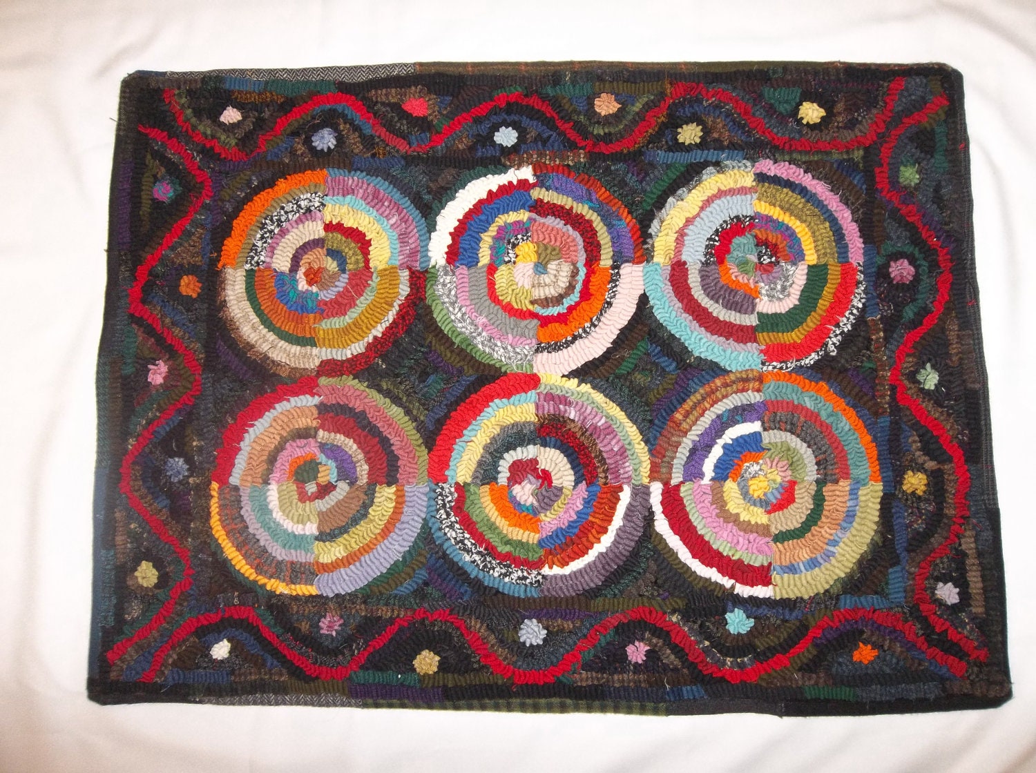 Hand hooked wool rug 21X30
