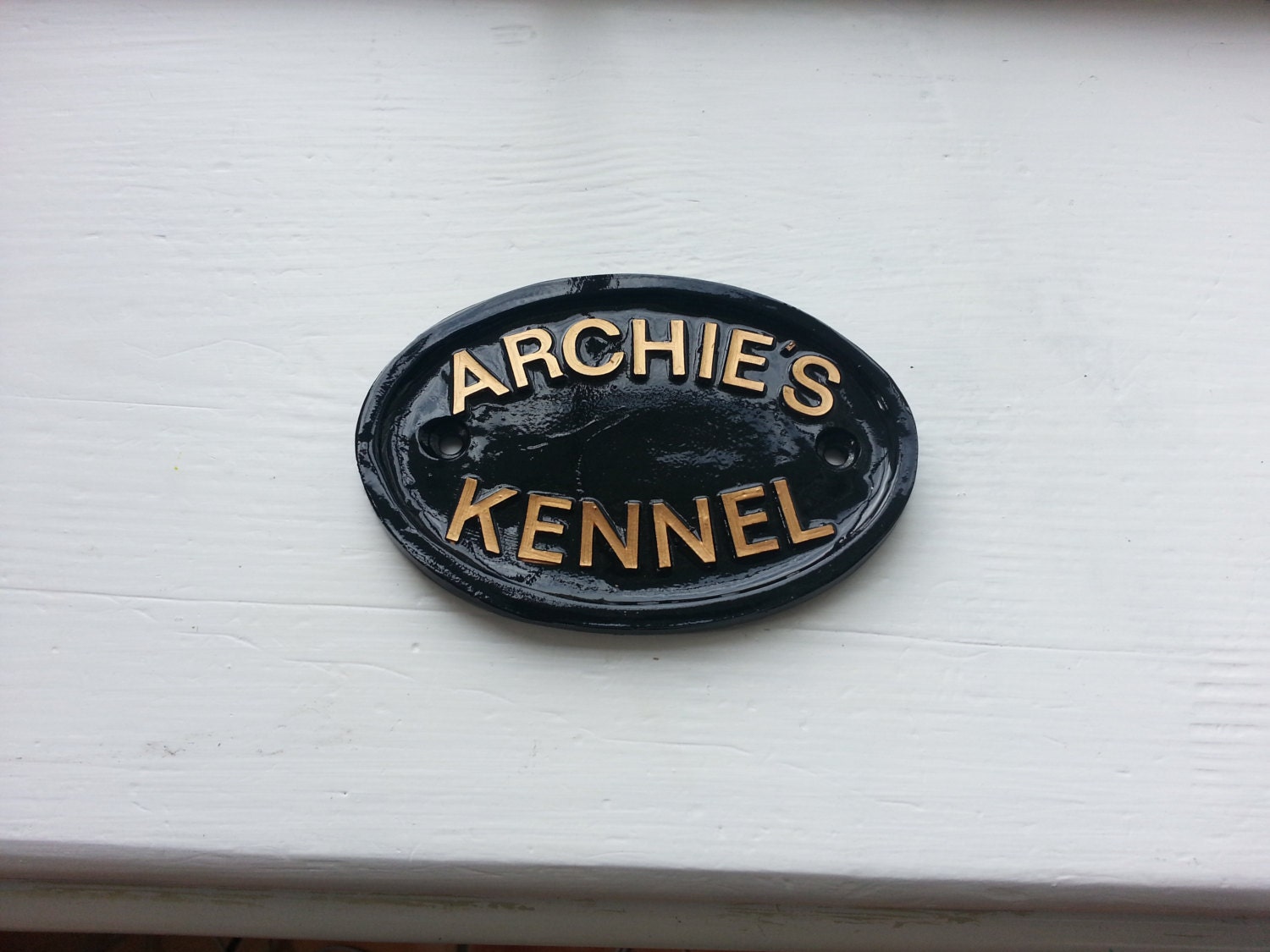 Personalised Dog house name any name kennel plaque