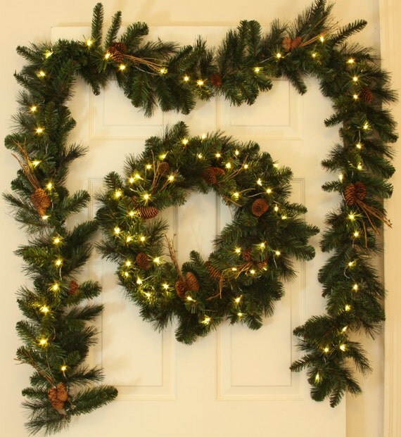 Christmas In A Box PreLit Wreath and Garland Set Classic