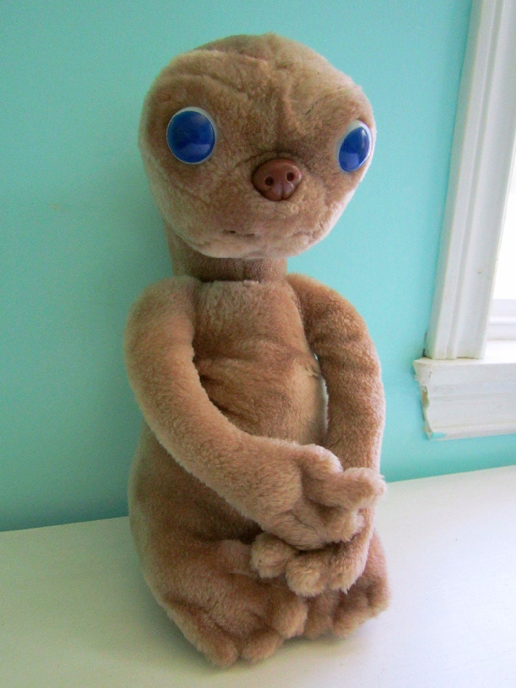 vintage et stuffed animal