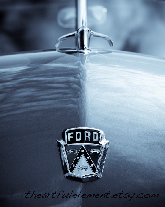 Ford hood ornament with blue silver and black crest #5