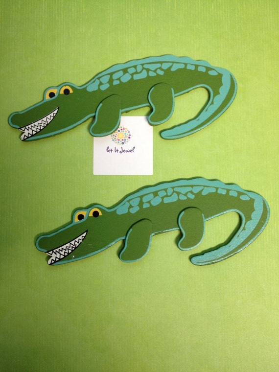 wooden alligator cutouts. Painted. by LetItJewel on Etsy