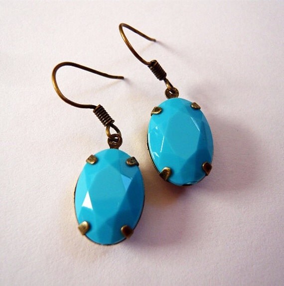 Turquoise Opaque Dangle Earrings by MaruMaru on Etsy