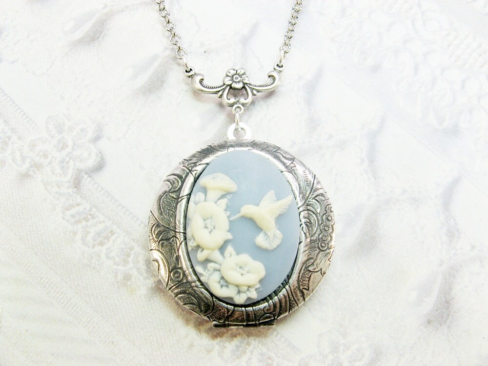 Silver Locket Necklace The ORIGINAL Silver by birdzNbeez on Etsy