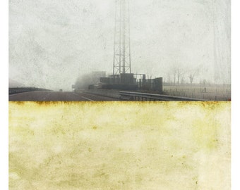 Pole industriel (Landscape Photography - Fine Art Print - Industrial - Painting - Color Block - light yellow )