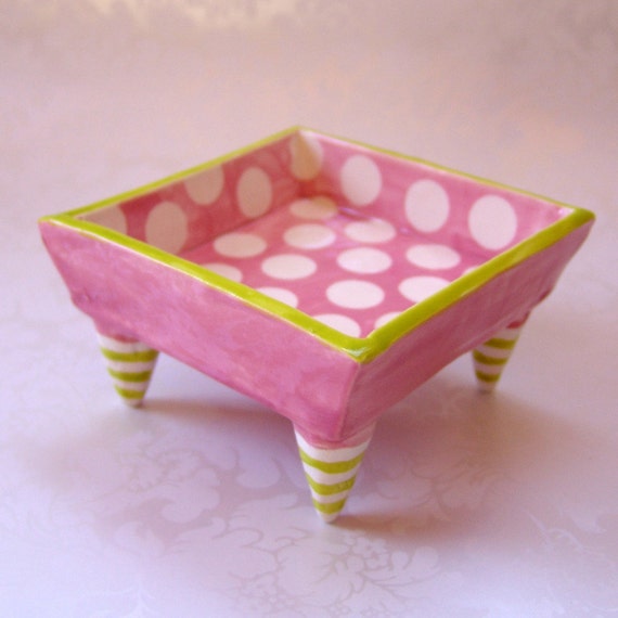 pink business card holder w/ big polka dots