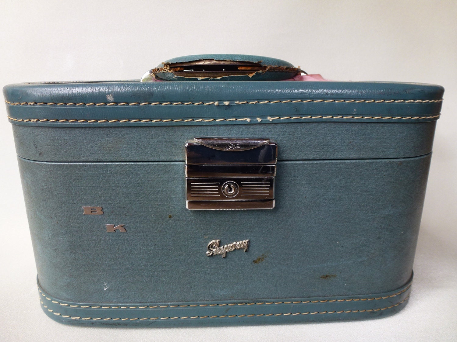 Vintage Skyway Carry On Bag Hard Sided Luggage Antique Blue
