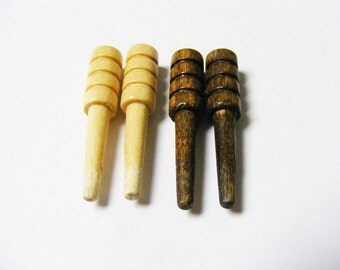 Cribbage Pegs - Walnut and natural Maple - 4 Pieces