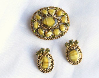 Green Porphyry Glass Brooch Earrings Set Vintage West German Rhinestone Set Signed