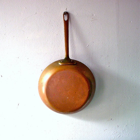 Copper frying pan Bazar Francais 666 New York vintage