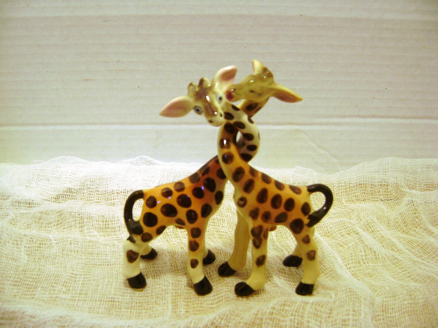 Vintage Salt and Pepper Shakers Lock Neck Kissing Giraffes